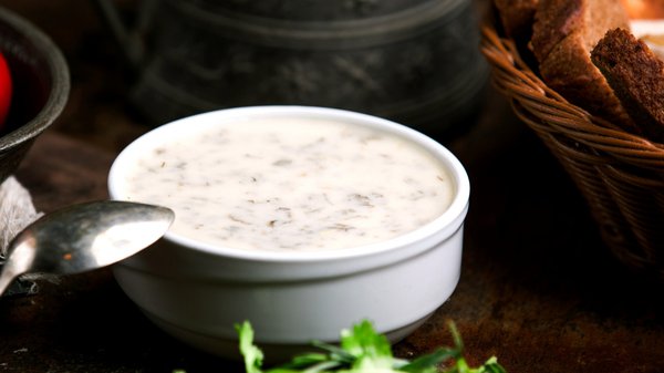 Sur quel type de plat utiliser une sauce au roquefort ?